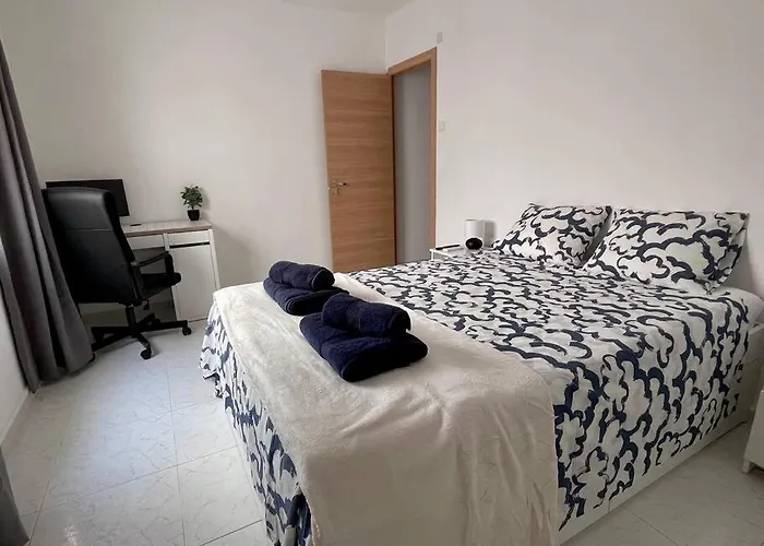 Piso Entero En Marq - Castillo, Alicante