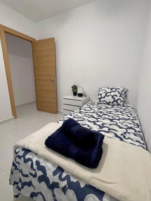 Apartment Piso Entero En Marq - Castillo, *